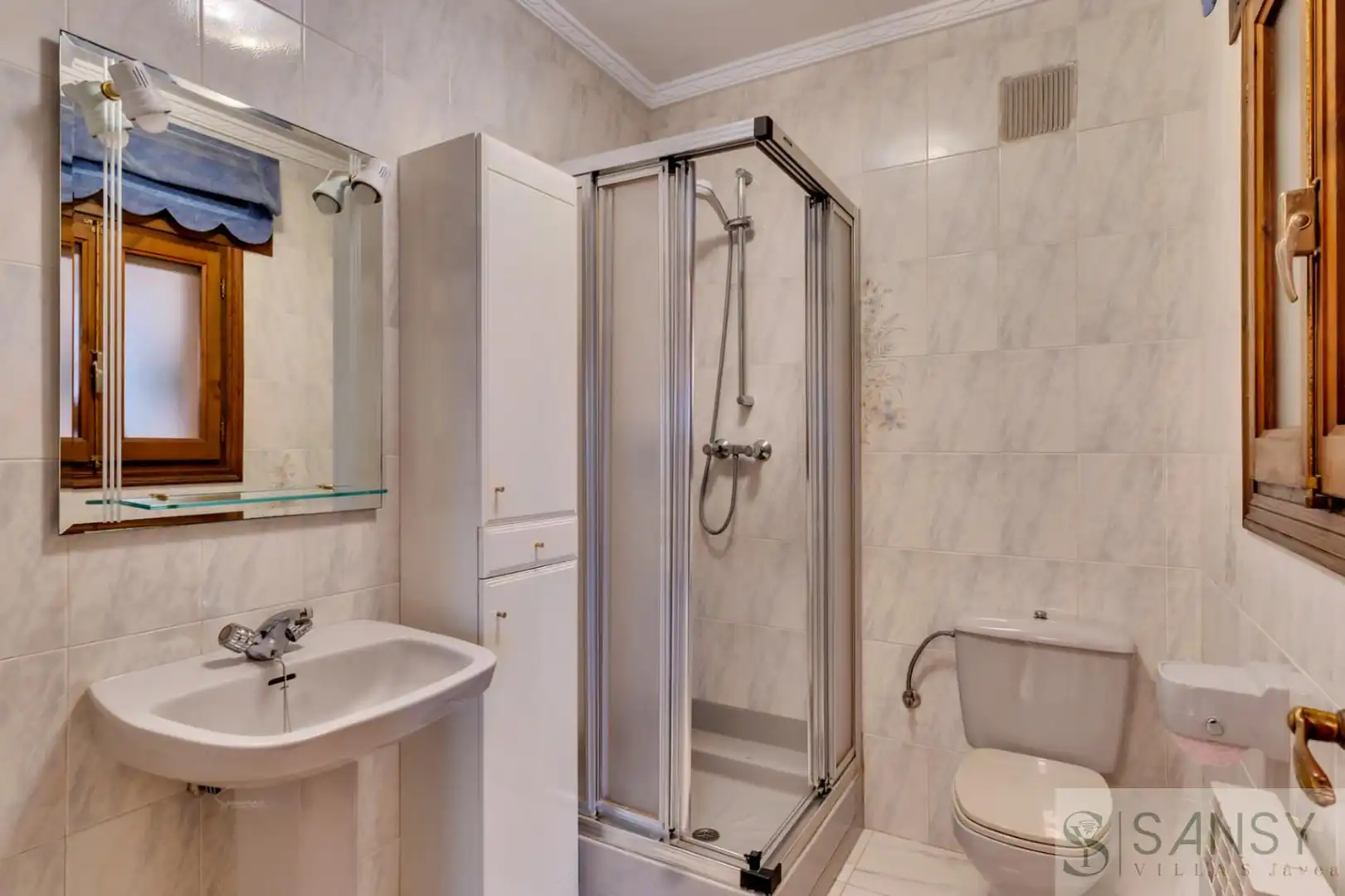 Bathroom of Houses for sale in Jávea / Xàbia  with Heating, Terrace and Storage room