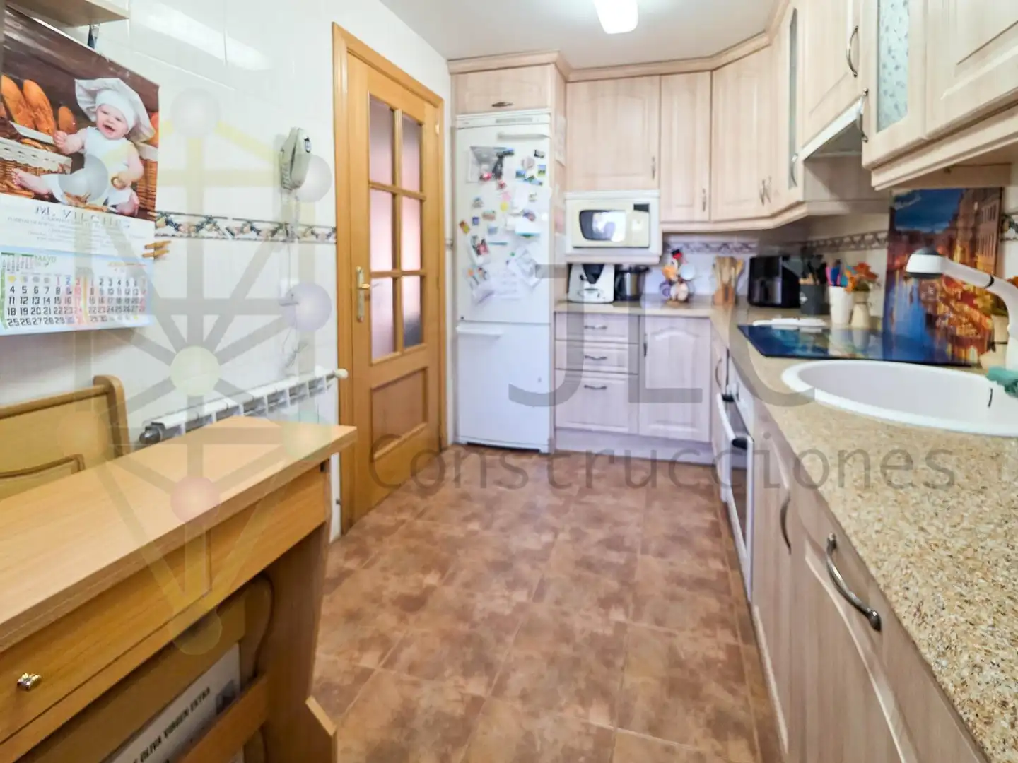 Cocina de Casa adosada en venta en El Casar con Calefacción y Piscina comunitaria