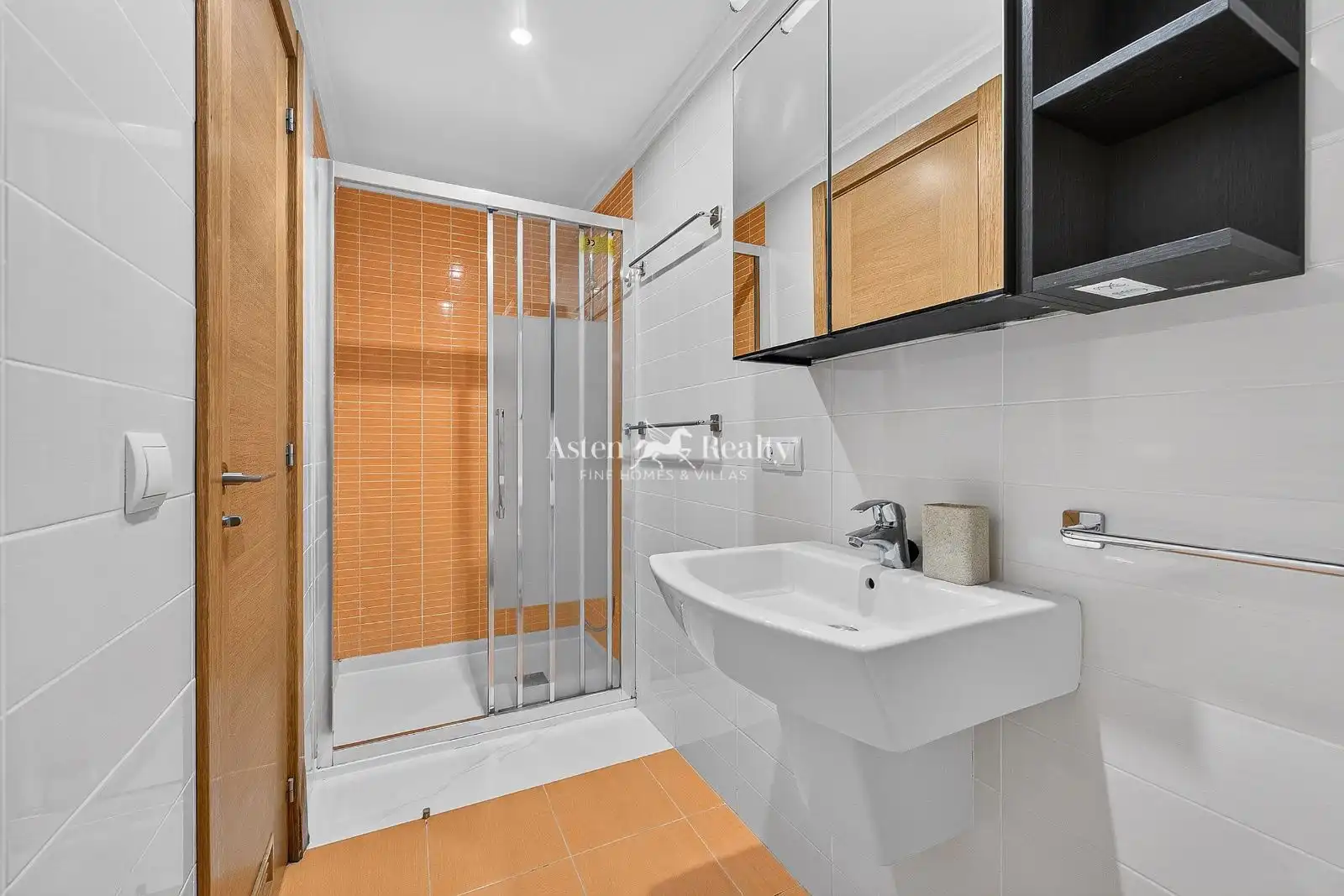 Bathroom of Flat for sale in Granadilla de Abona  with Air Conditioner, Private garden and Terrace