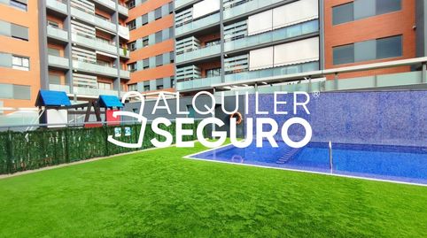 Foto 4 de Piso de alquiler en Poeta J. Agustín Goytisolo, Centro Ciudad, Paterna