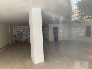 Local comercial en venda a Almendralejo