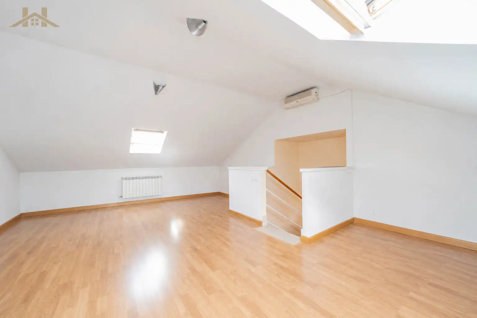 Detached homes for sale in Móstoles  with Air Conditioner, Heating and Private garden