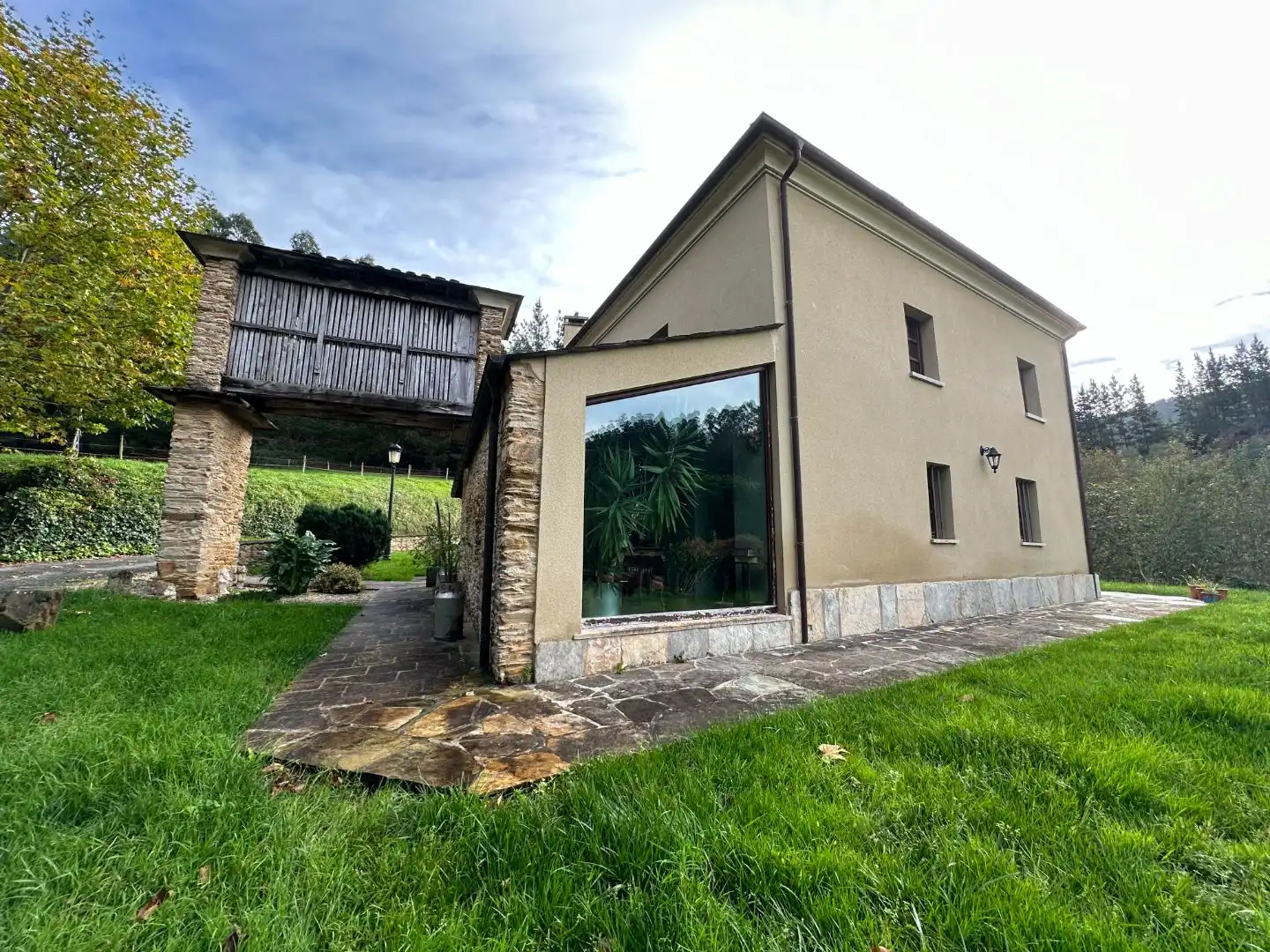 Haus mit Garten zum Verkauf in Calvela, A 1