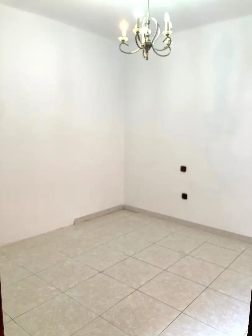 Piso en venta en L'Hospitalet de Llobregat con Aire acondicionado y Calefacción