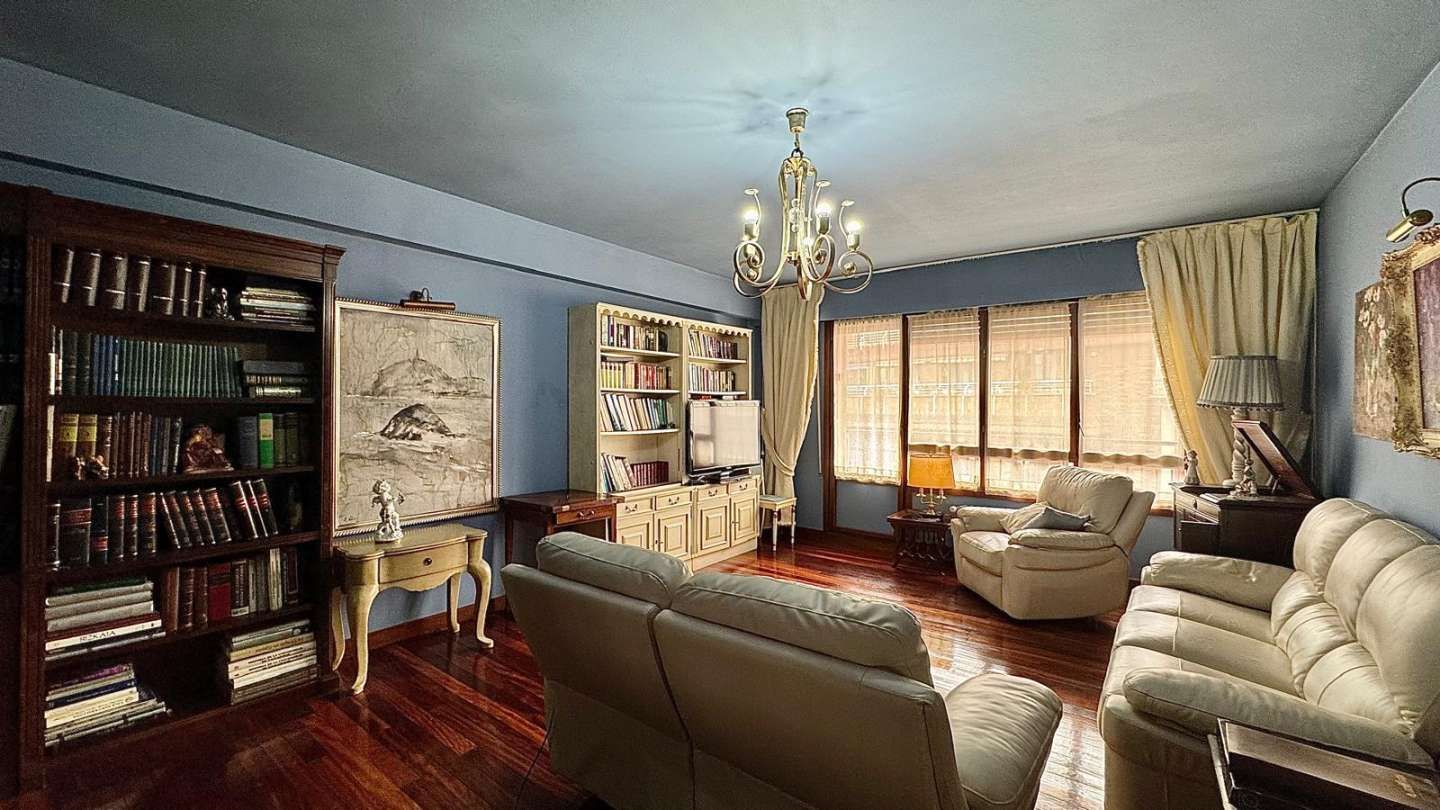 Living room of Flat for sale in Tolosa  with Heating, Terrace and Balcony