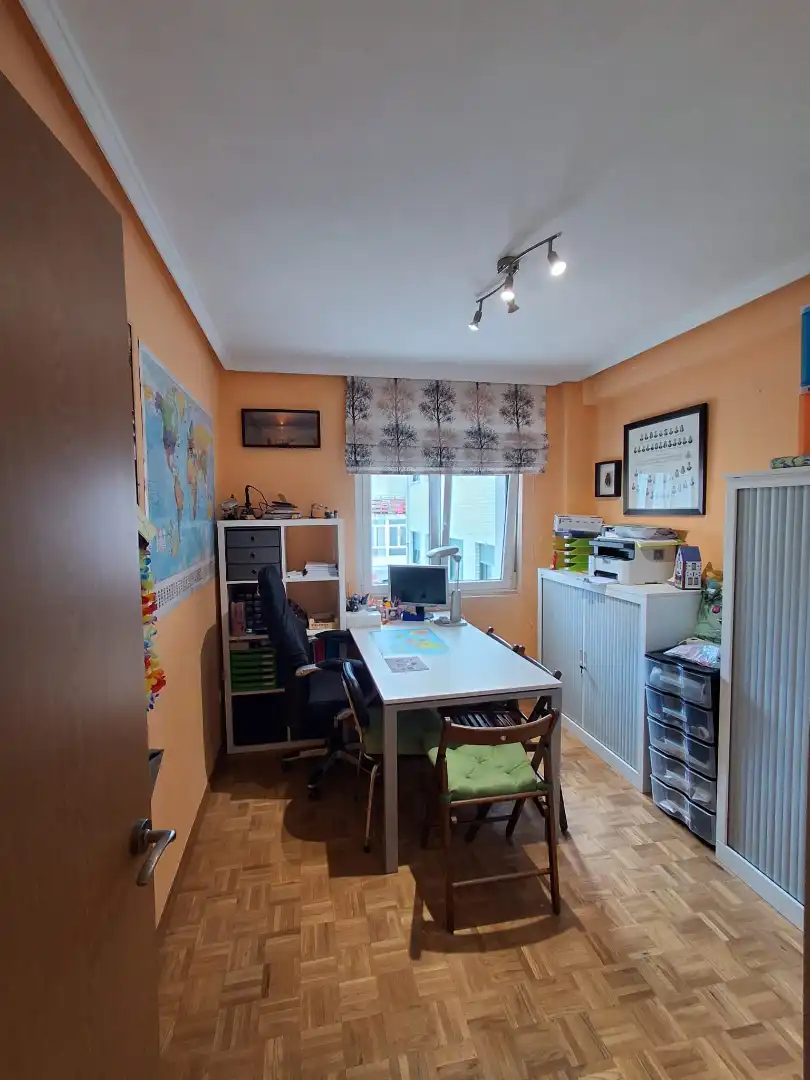 Piso en venta en Avilés con Calefacción, Parquet y Trastero