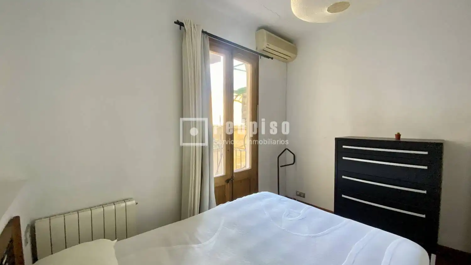 Habitación de Piso en venta en Barcelona con Aire acondicionado y Calefacción