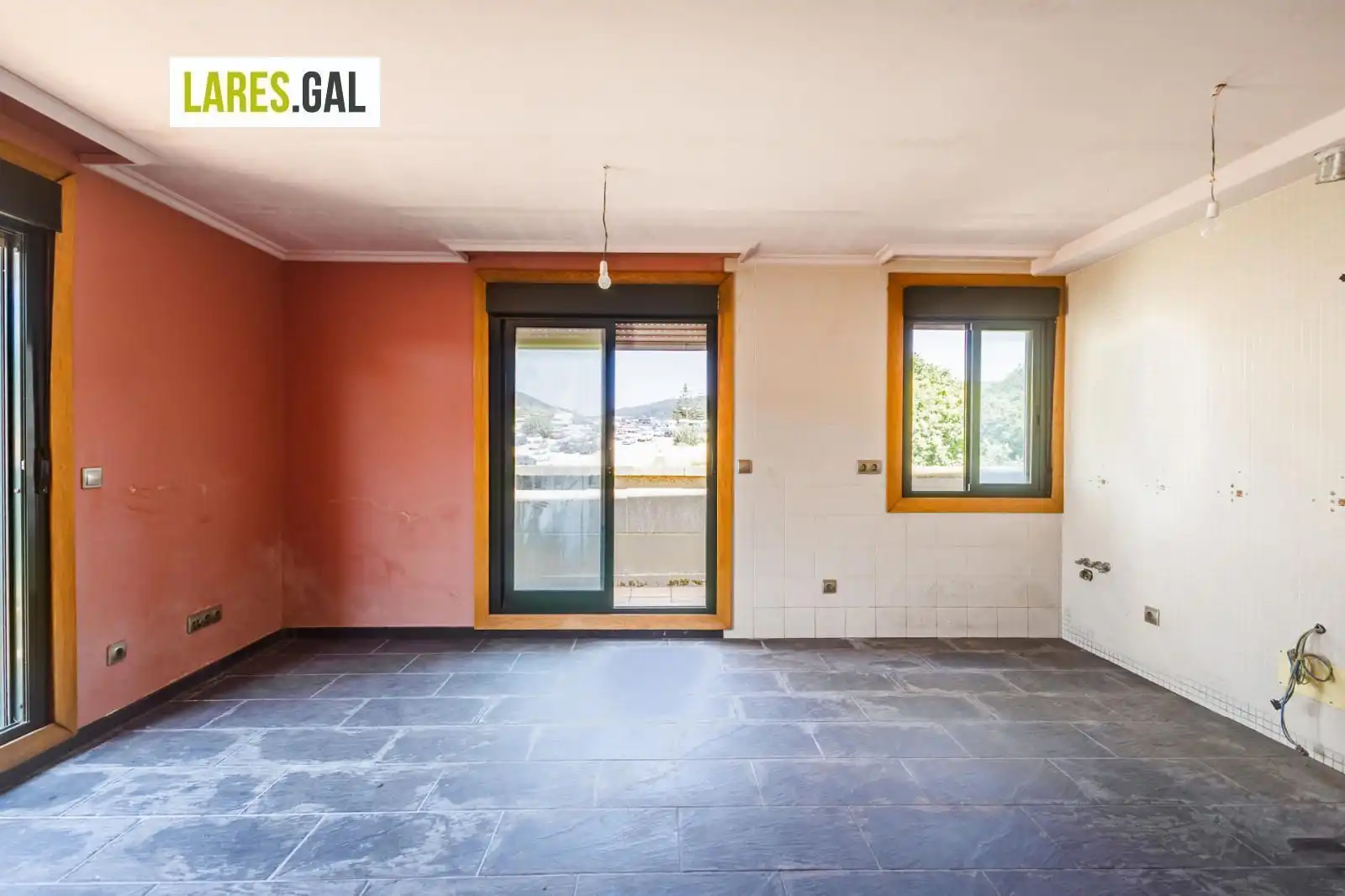 Exterior view of Attic for sale in Cangas   with Terrace