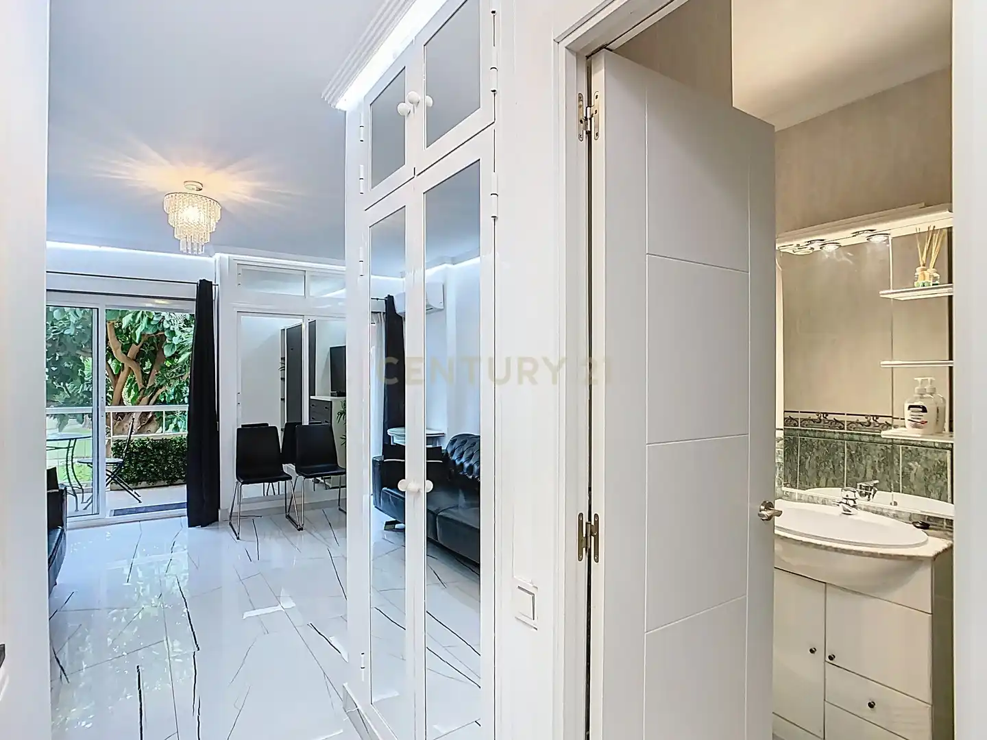 Vivienda con piscina en venta en AV GAMONAL 6 EDF. IRIS BENALMADENA (MÁLAGA) iris, imagen 2