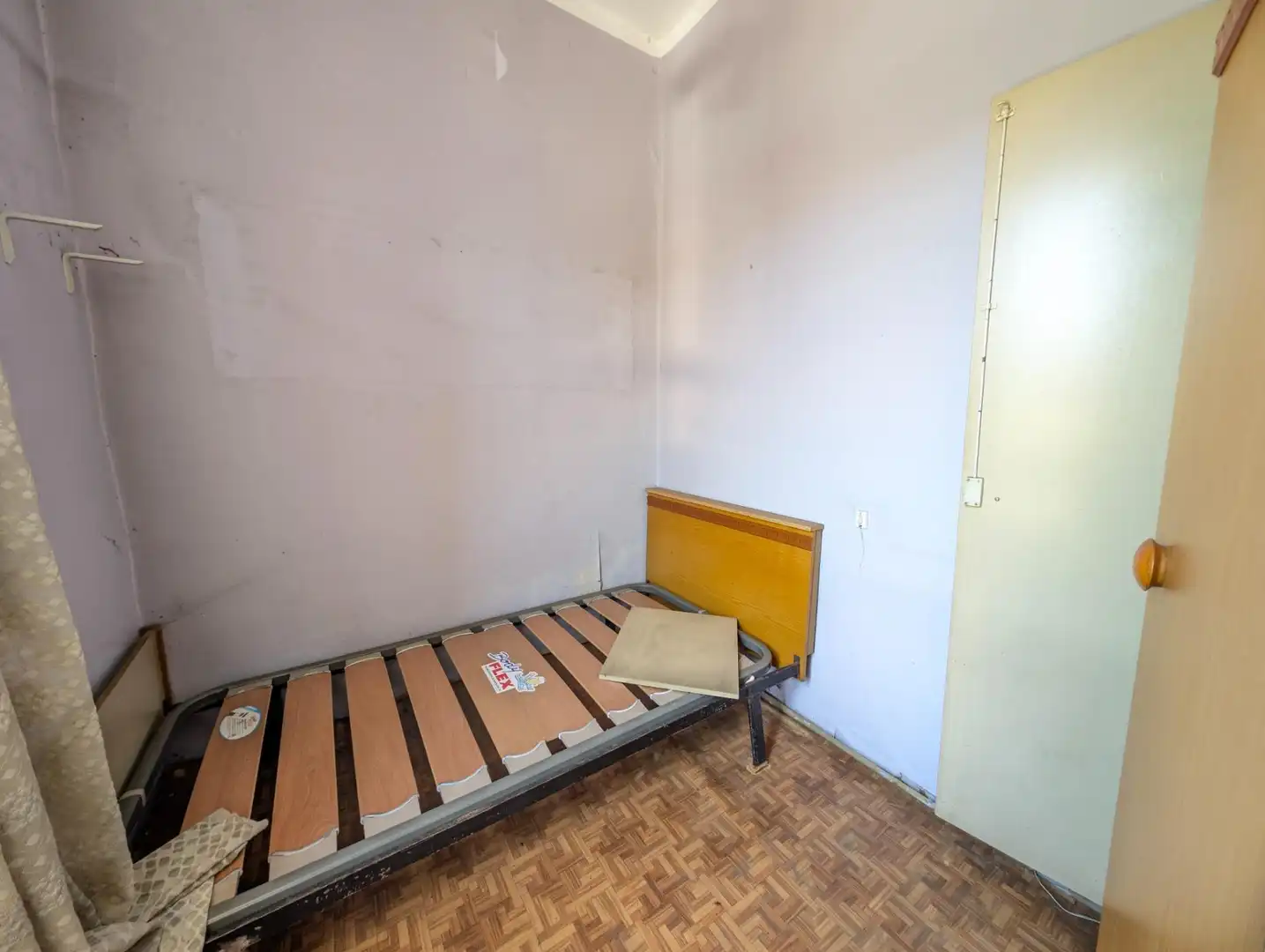 Dormitori de Casa o xalet en venda en Langreo amb Jardí privat