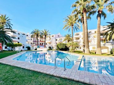 Appartement compact avec piscine à vendre à Las Marinas / Les Marines