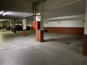 Parking de Apartamento en venta en Haro con Calefacción, Parquet y Trastero
