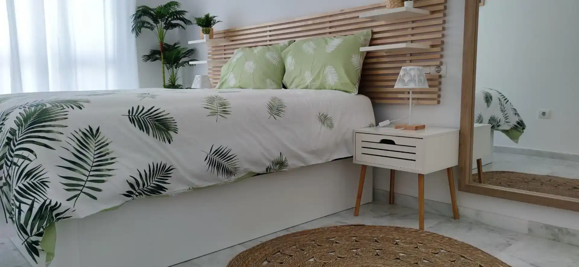 Habitación de Piso de alquiler en Rota con Trastero, Amueblado y Horno