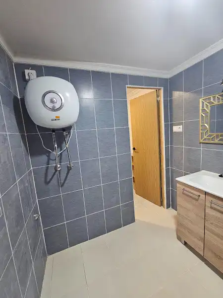 Baño de Estudio de alquiler en Cártama con Piscina, Amueblado y Lavadora