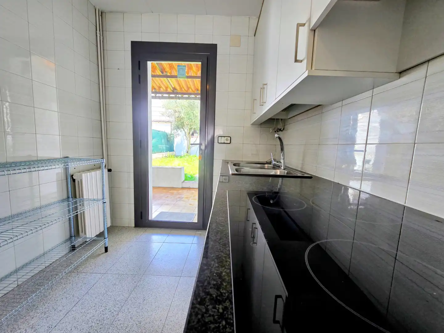 Cocina de Casa adosada en venta en Manlleu con Calefacción, Jardín privado y Terraza