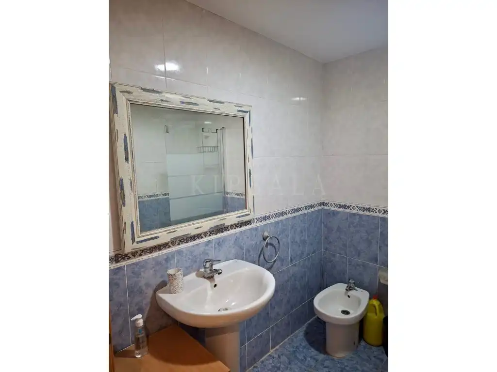 Bathroom of Flat for sale in Poblats Marítims