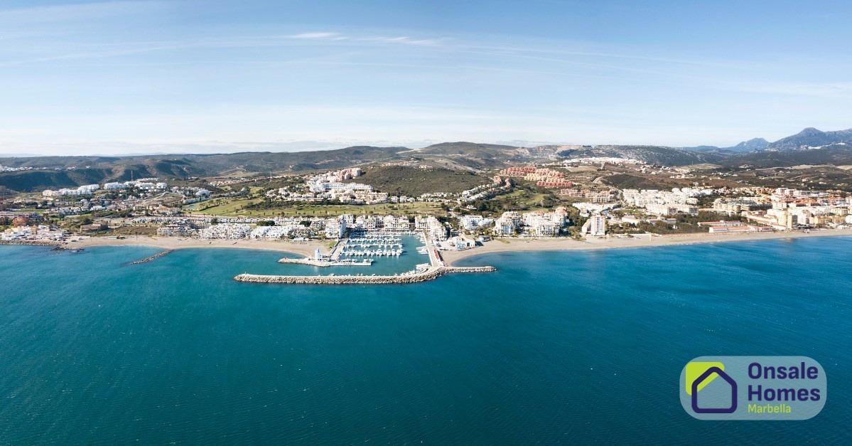 Exterior view of Residential for sale in Manilva