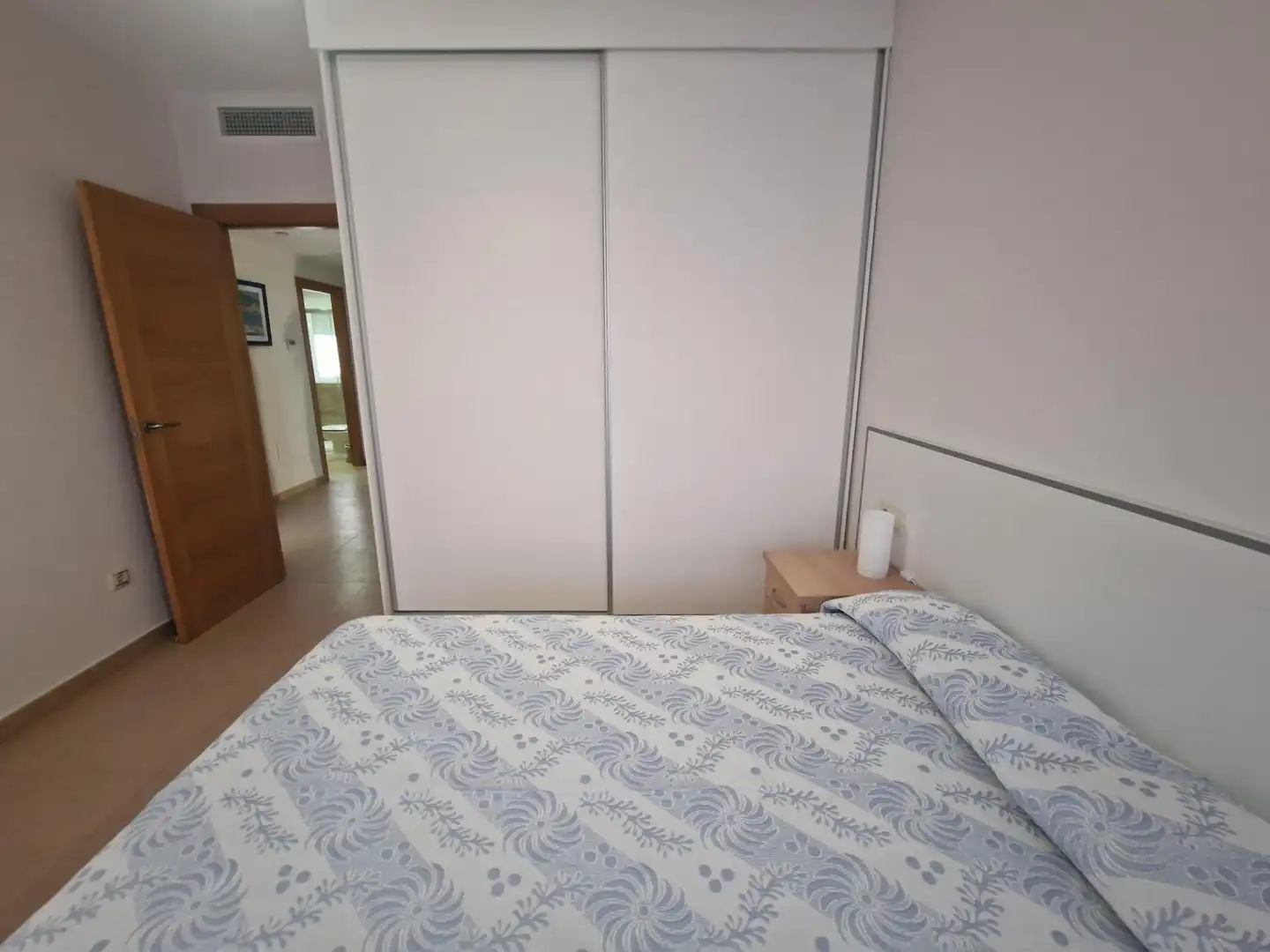 Habitación de Casa adosada en venta en Águilas con Aire acondicionado, Jardín privado y Terraza