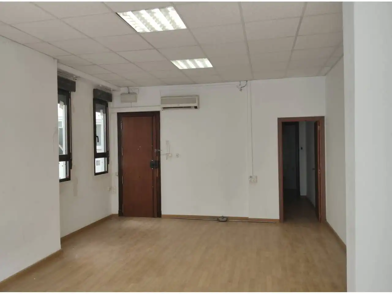 Büro zur Miete in Valencia mit Klimaanlage