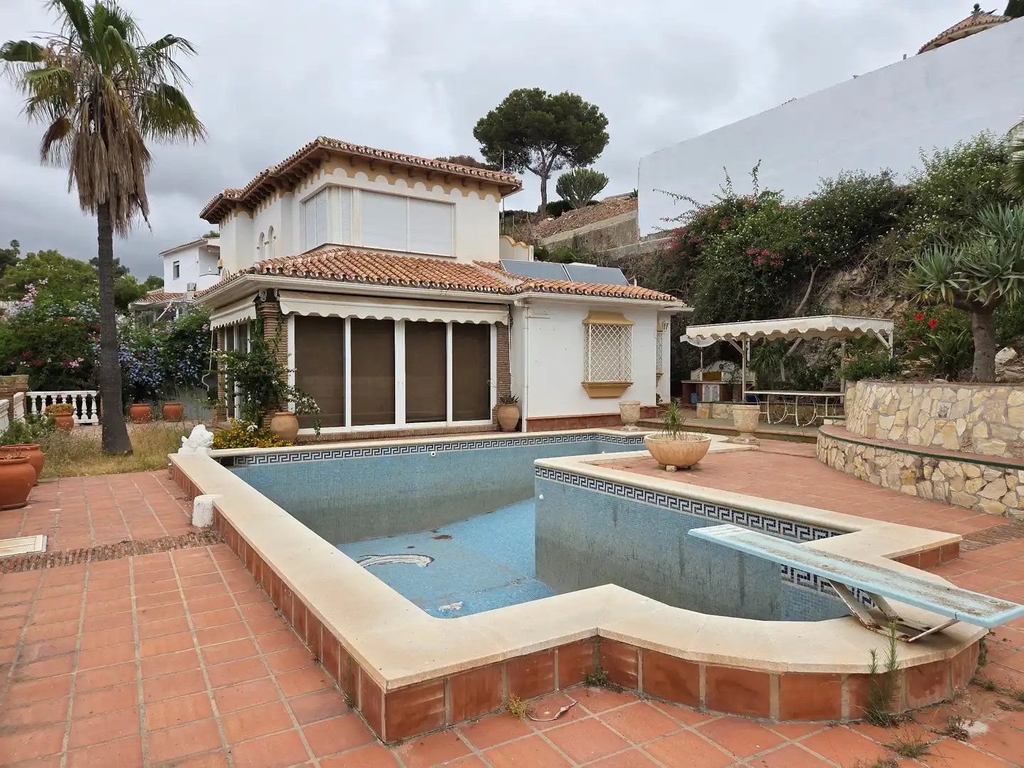 Vista exterior de Casa o chalet en venta en Vélez-Málaga con Aire acondicionado, Jardín privado y Terraza