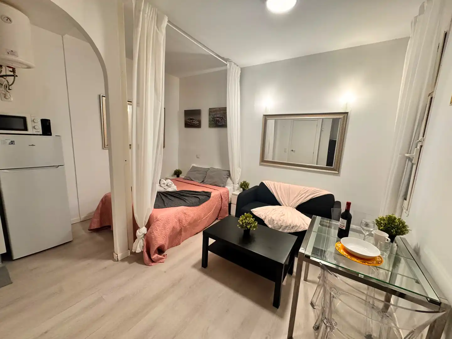 Study for rent in Calle del Pico Cejo, Numancia