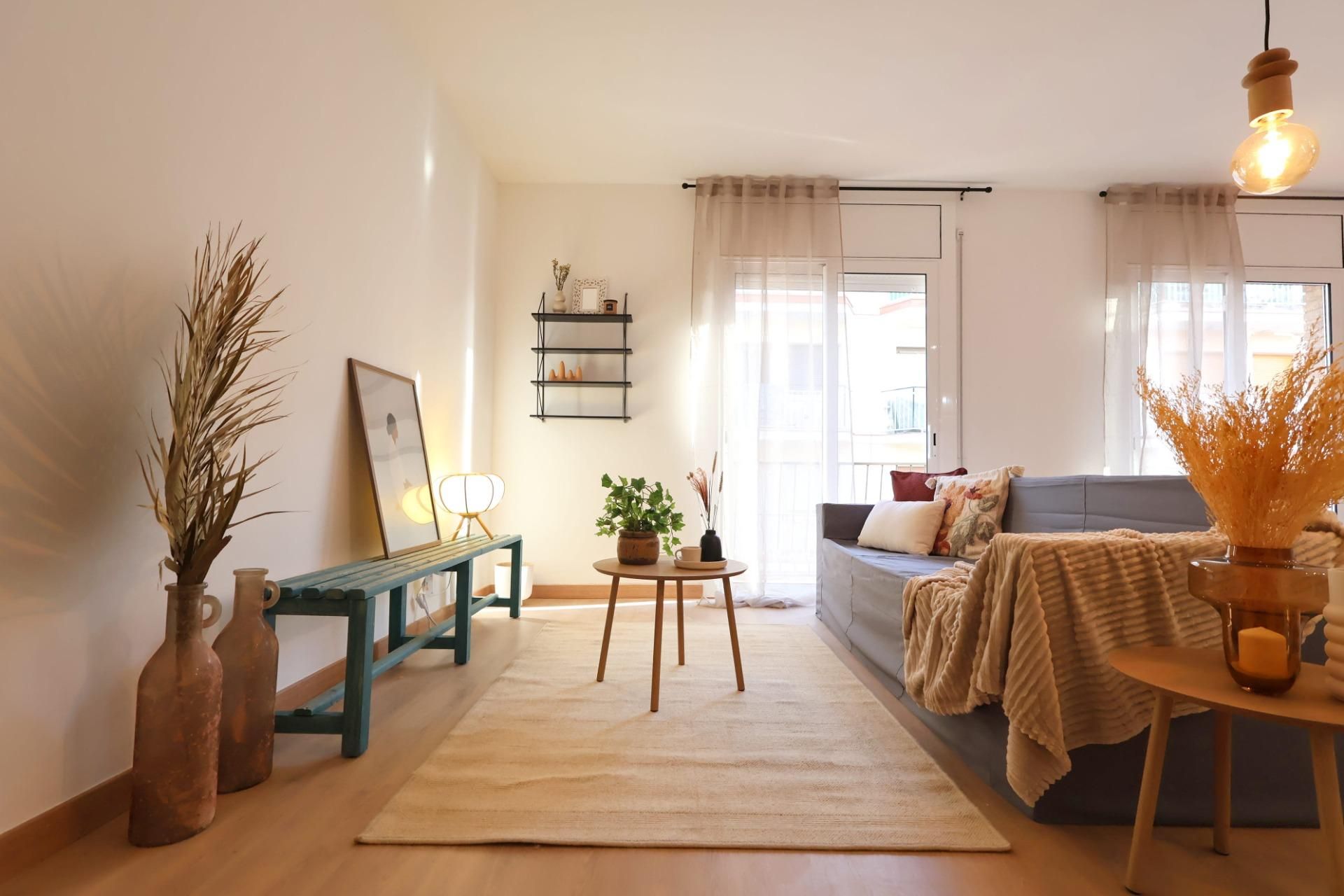 Living room of Flat for sale in Vilanova i la Geltrú  with Balcony