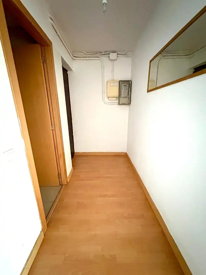Schlafzimmer von Erdgeschoss zum Verkauf in Barcelona