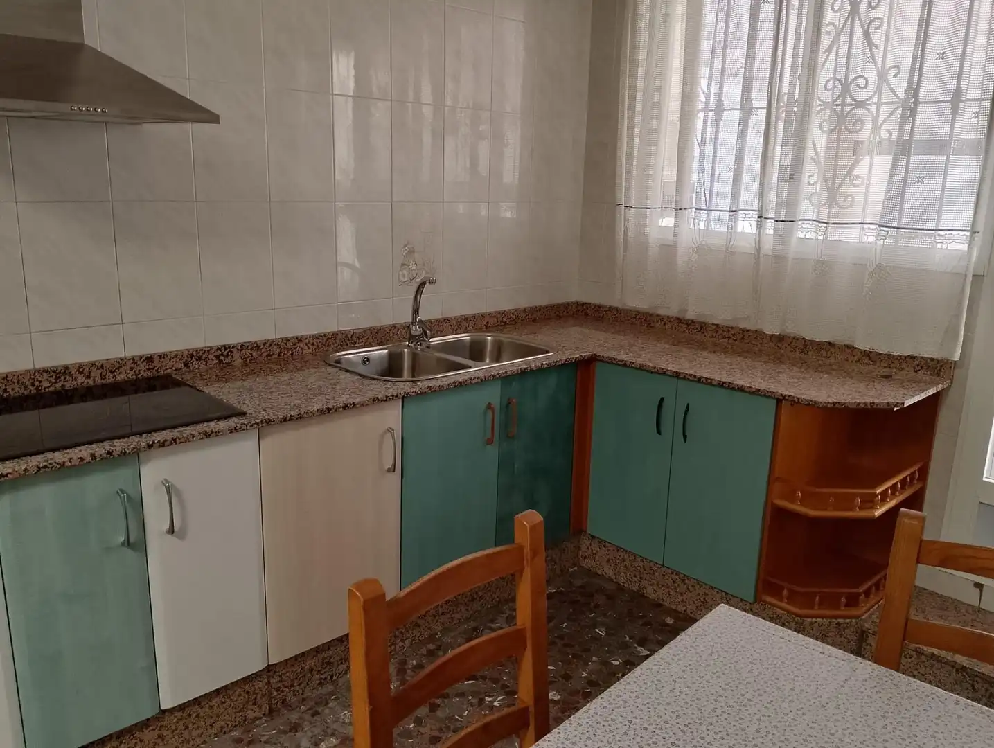 Cocina de Casa adosada en venta en Alhama de Murcia con Aire acondicionado, Calefacción y Terraza
