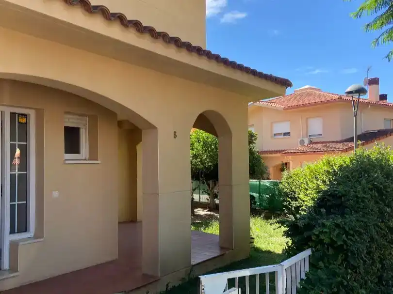 Vista exterior de Casa o xalet en venda en Vinyols i els Arcs