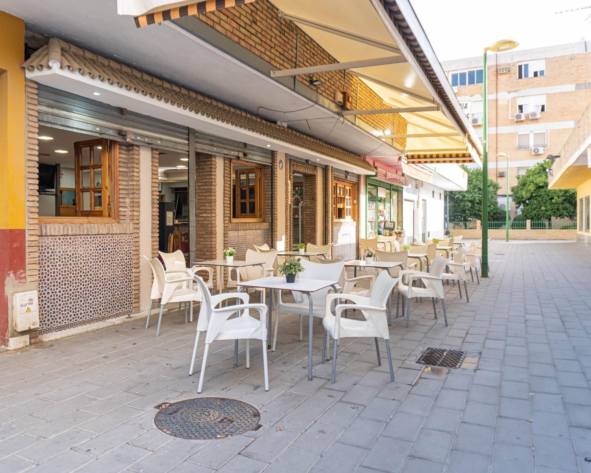 Terrassa de Local en venda en  Sevilla Capital amb Aire condicionat i Moblat