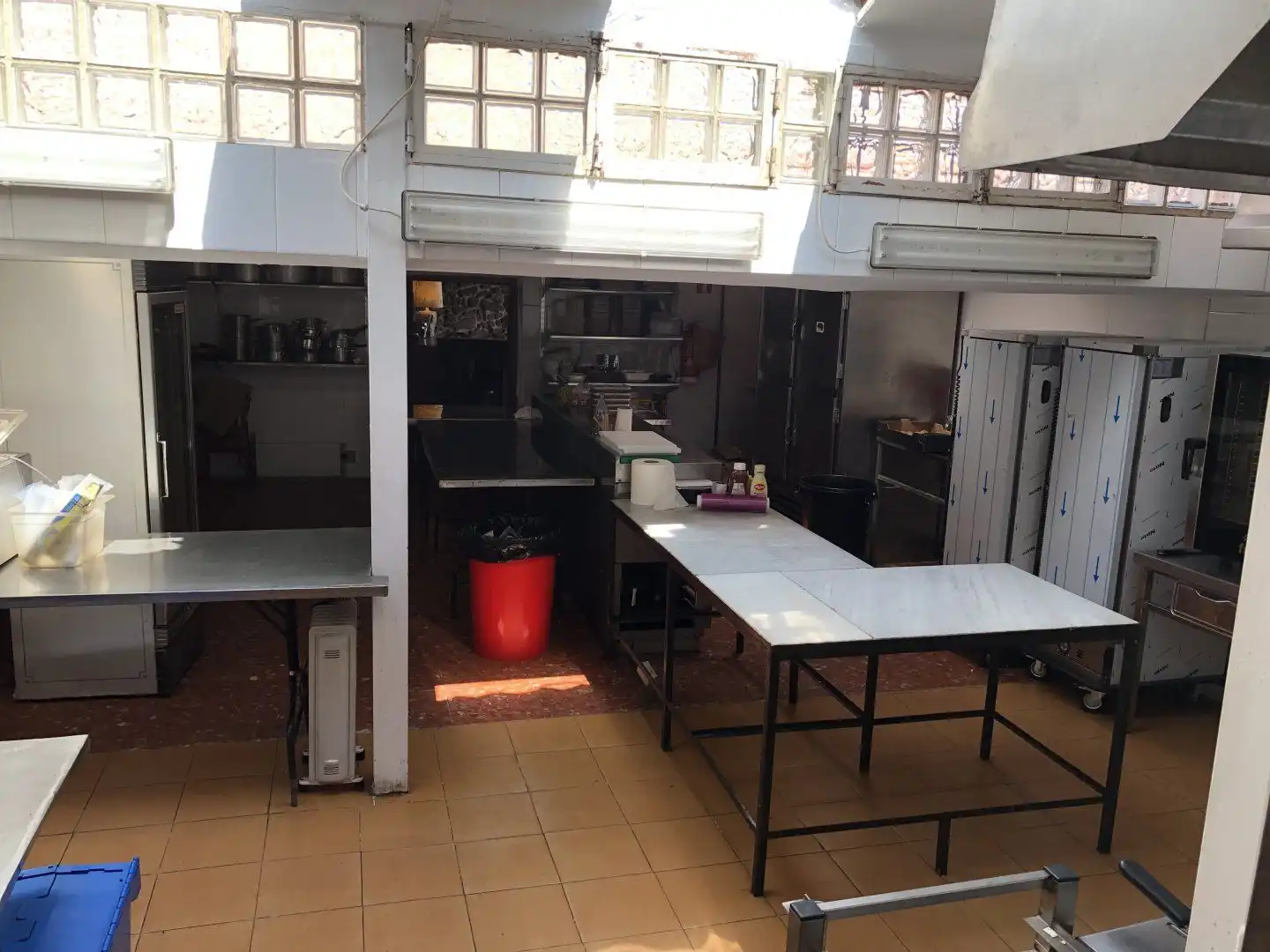 Kitchen of Flat for sale in Torrecaballeros  with Heating