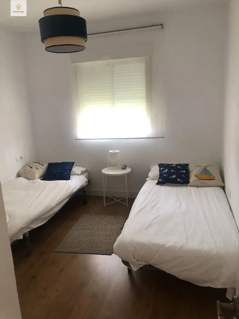 Dormitori de Casa o xalet de lloguer en Chiclana de la Frontera amb Aire condicionat, Jardí privat i Piscina