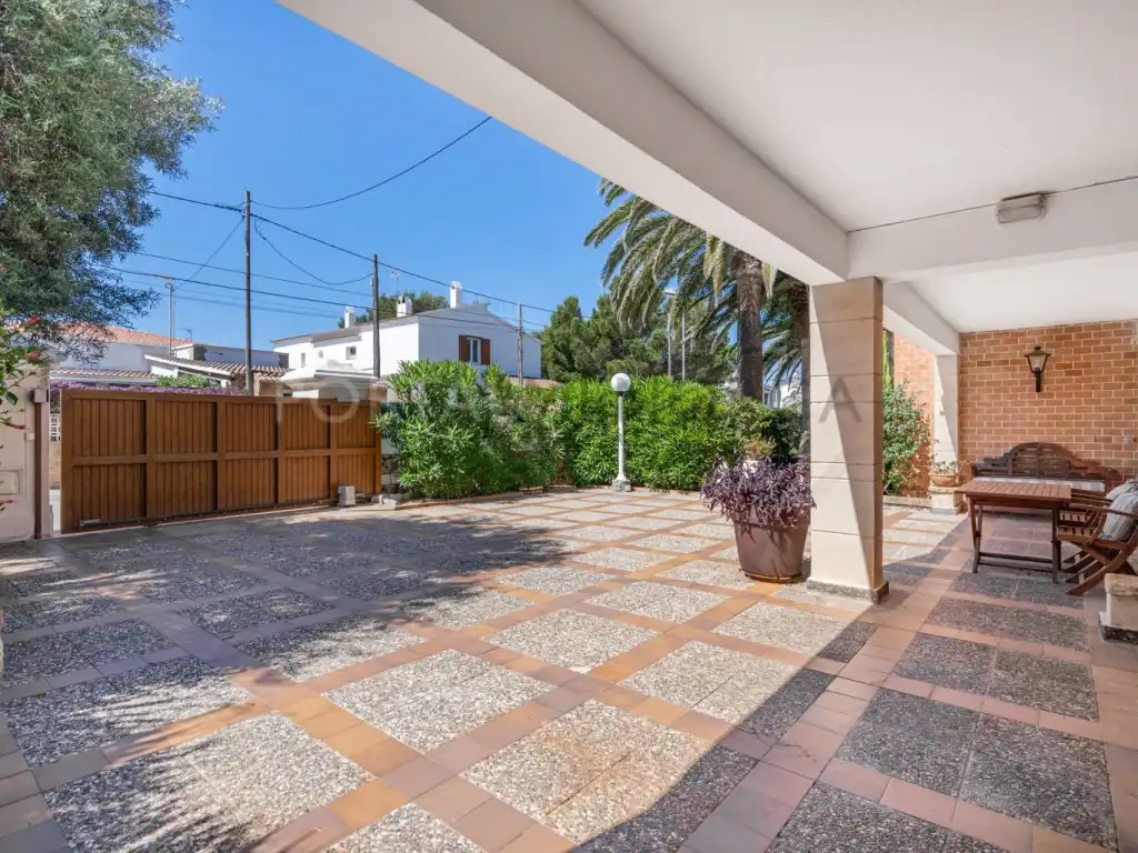 Vista exterior de Casa o xalet en venda en Ciutadella de Menorca