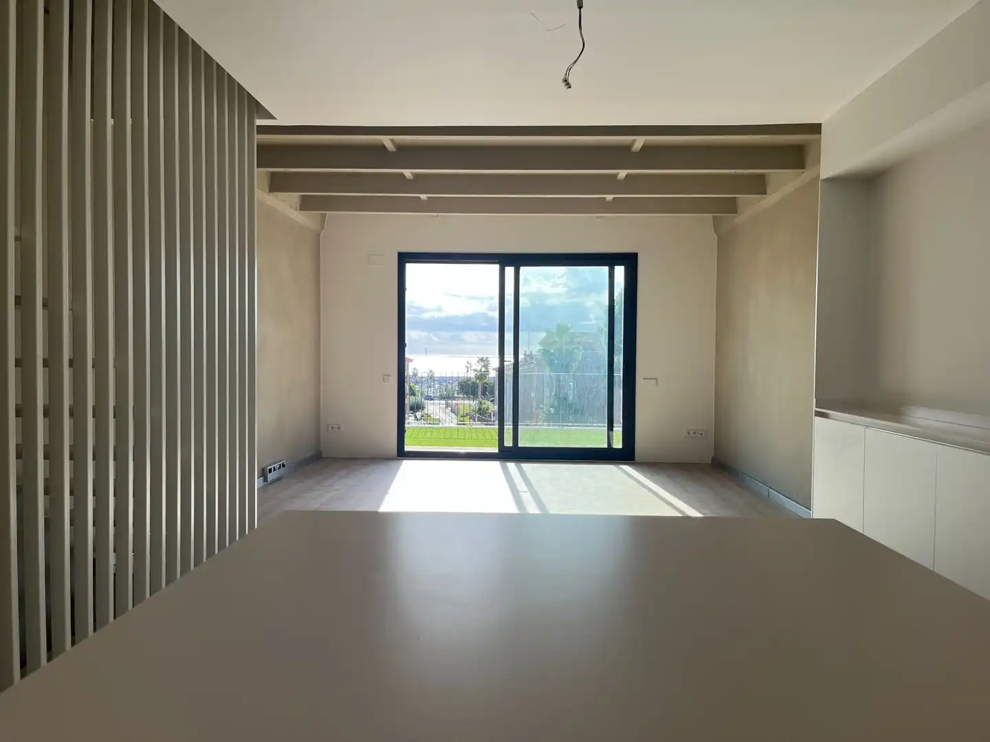 Sala d'estar de Casa o xalet en venda en Sant Andreu de Llavaneres amb Calefacció, Terrassa i Traster