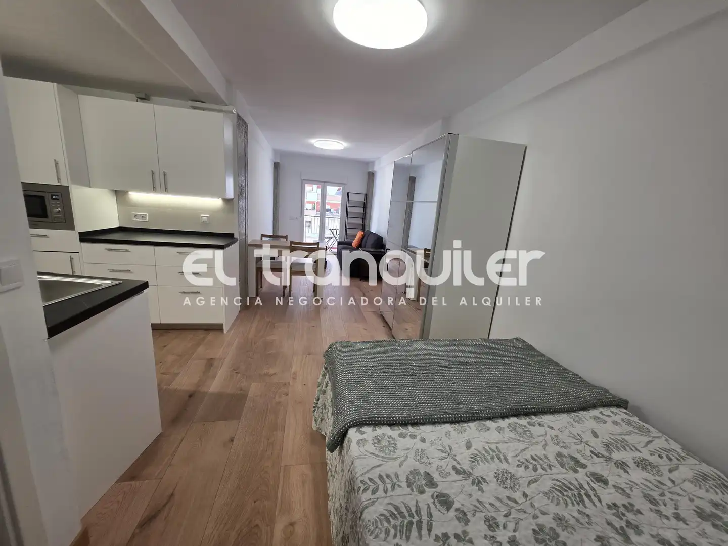 Außenansicht von Wohnung zur Miete in Madrid mit Klimaanlage, Terrasse und Möbliert