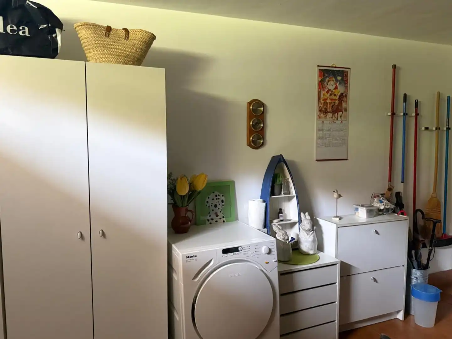 Habitación de Casa adosada en venta en Morcín con Calefacción, Jardín privado y Terraza