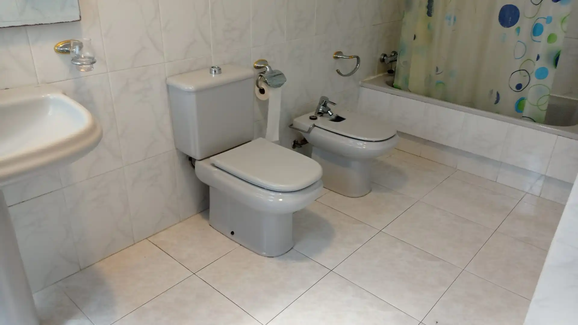 Baño de Piso en venta en Foz, Lugo