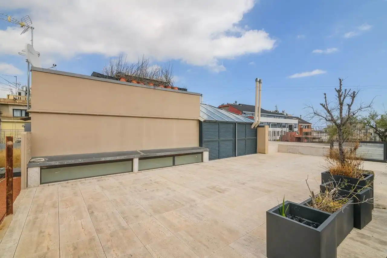 Terrasse von Dachboden zum Verkauf in Barcelona mit Klimaanlage, Heizung und Terrasse