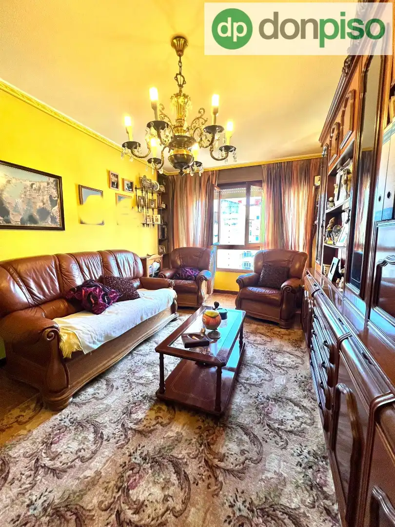 Wohnzimmer von Wohnung zum Verkauf in Santander mit Möbliert und Balkon