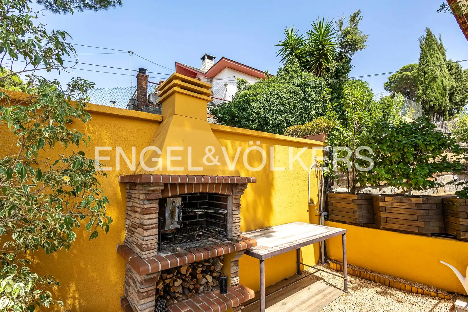 Terraza de Casa o chalet en venta en Vilanova del Vallès con Aire acondicionado, Calefacción y Jardín privado