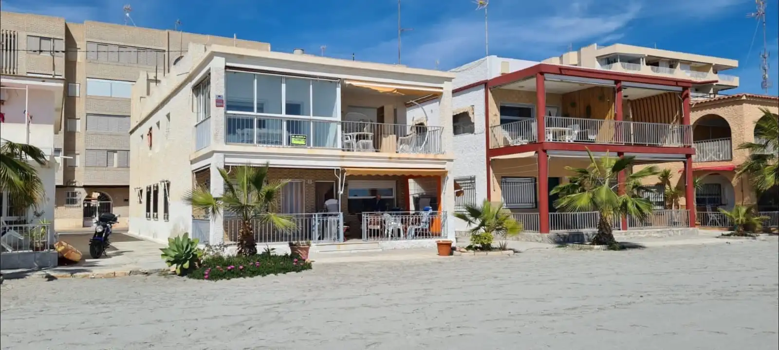 Vista exterior de Apartamento de alquiler en Santa Pola con Aire acondicionado, Calefacción y Terraza