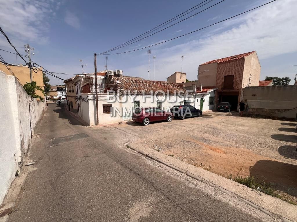 Vista exterior de Casa o xalet en venda en Villaluenga de la Sagra