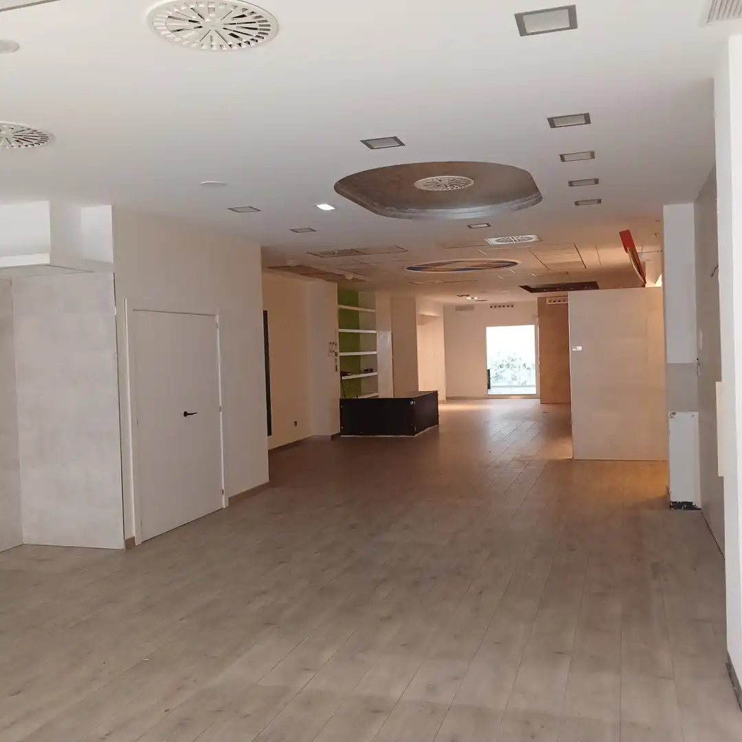 Local en venta en Zaragoza con Aire acondicionado y Calefacción