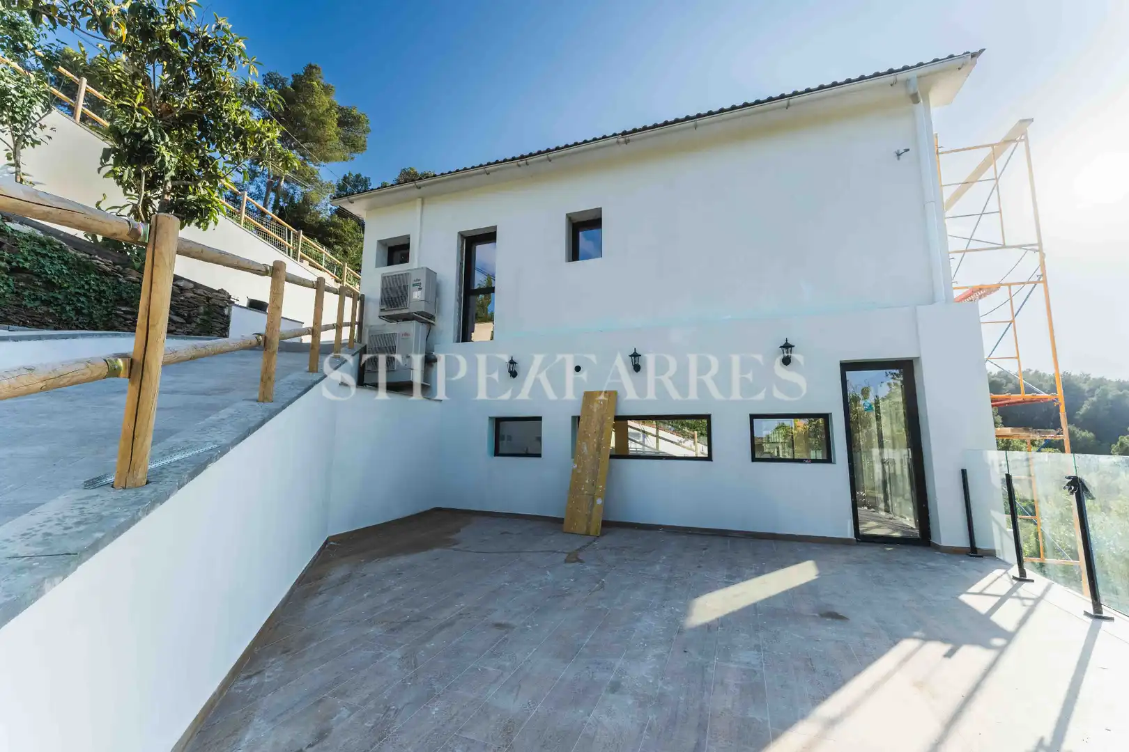 Vista exterior de Casa o xalet en venda en Sant Andreu de Llavaneres amb Aire condicionat, Calefacció i Jardí privat