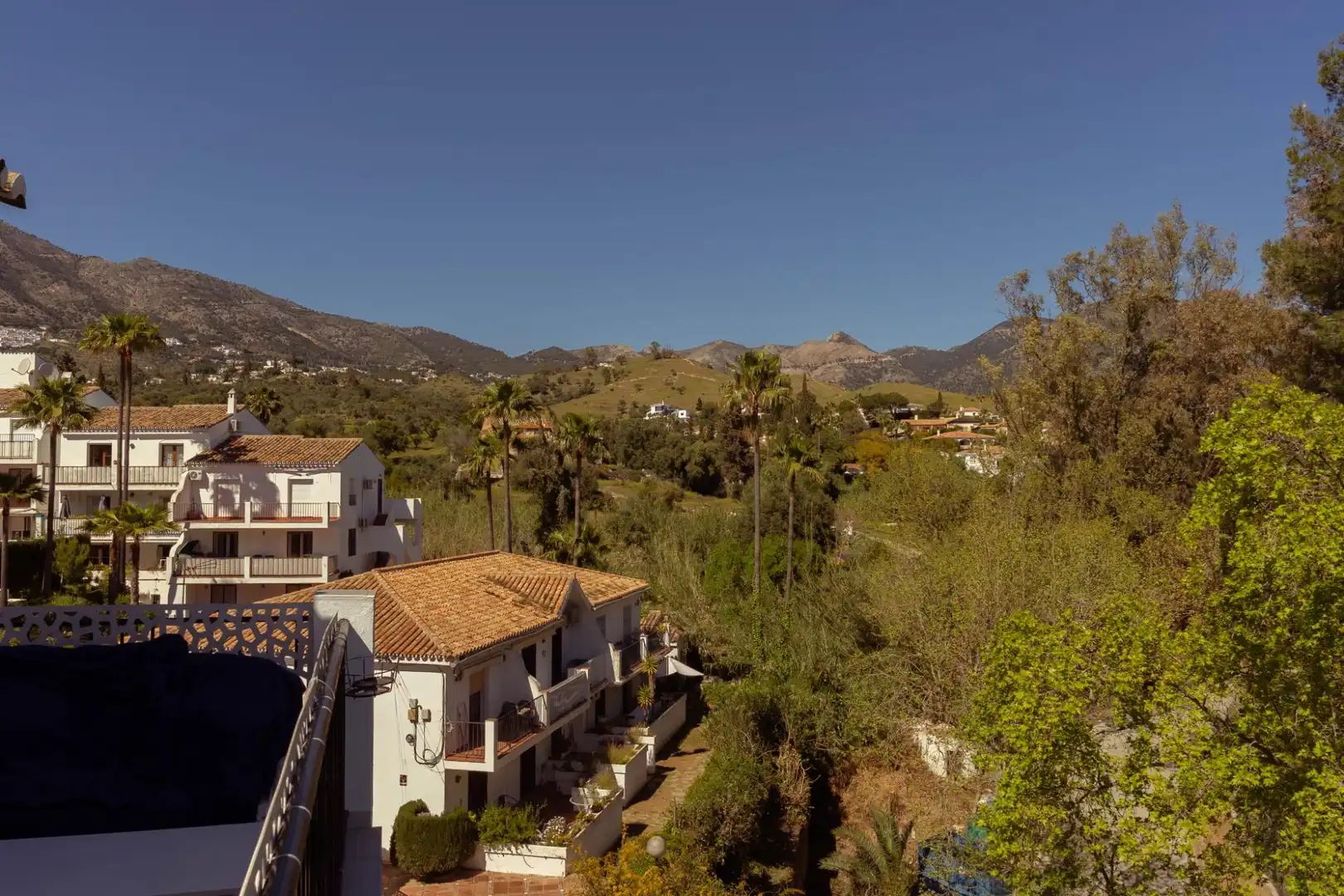 Vista exterior de Apartament en venda en Mijas amb Aire condicionat i Calefacció