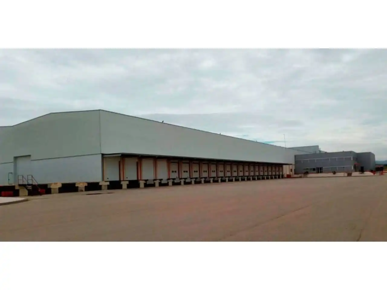 Industrial building for sale in Almansa, imagen 4
