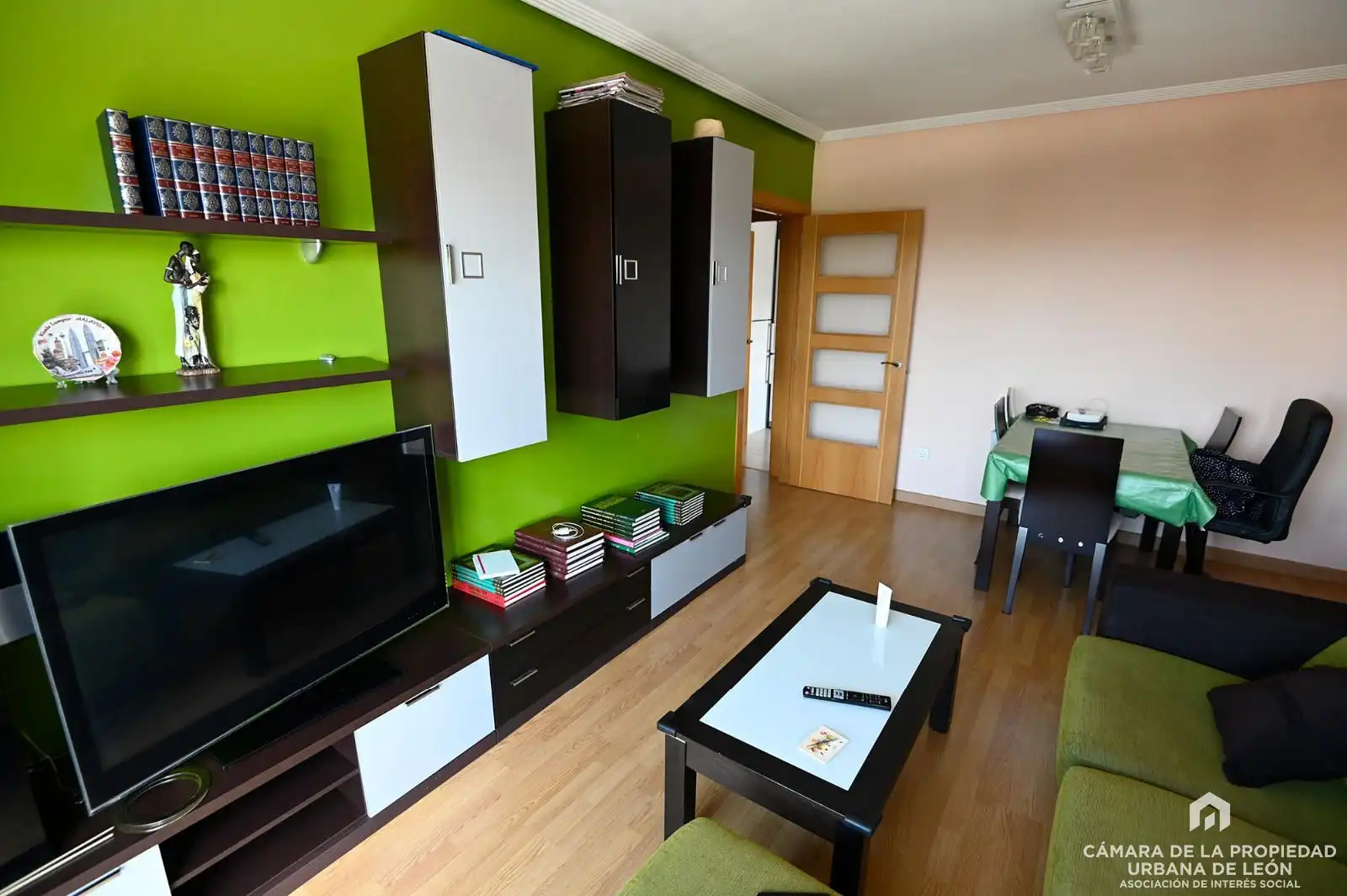 Sala de estar de Piso de alquiler en León Capital  con Calefacción, Terraza y Amueblado