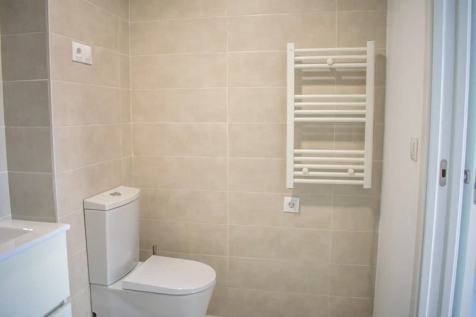 Bany de Apartament en venda en Calpe / Calp amb Terrassa, Moblat i Piscina comunitària