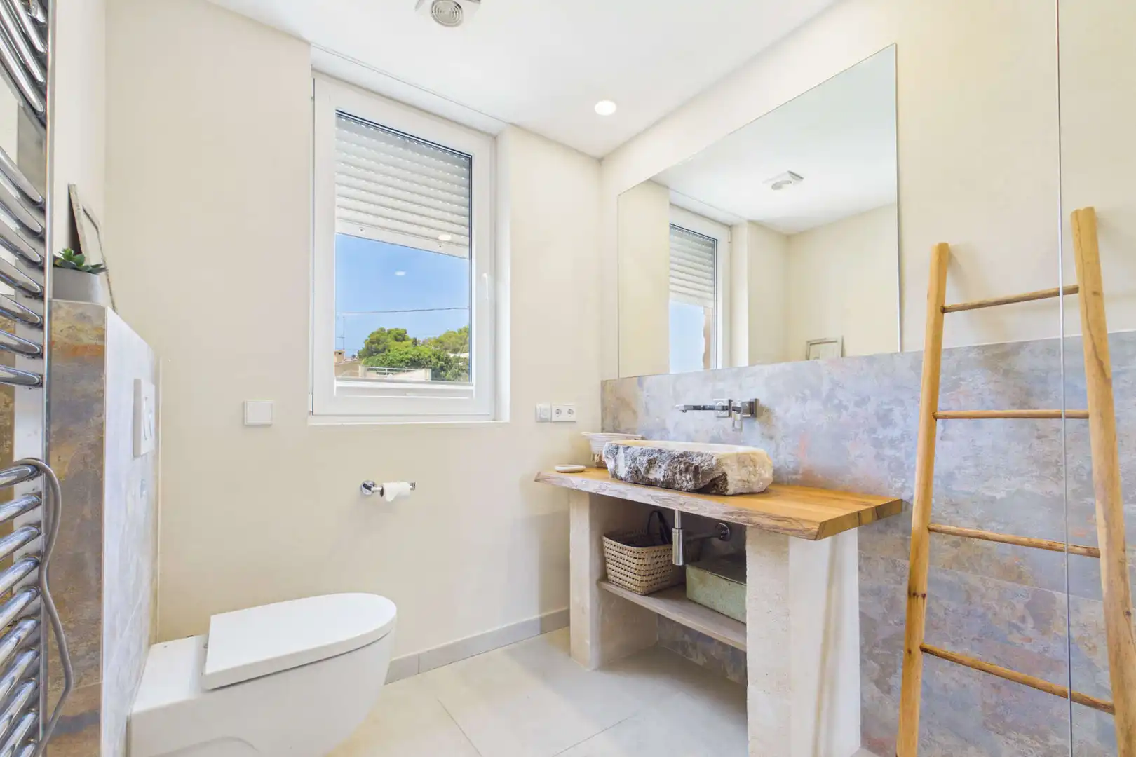 Badezimmer von Haus oder Chalet zum Verkauf in Capdepera mit Klimaanlage, Heizung und Terrasse