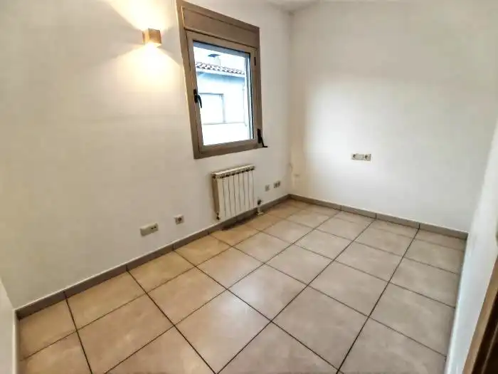 Habitación de Piso en venta en Lliçà d'Amunt con Aire acondicionado, Calefacción y Terraza